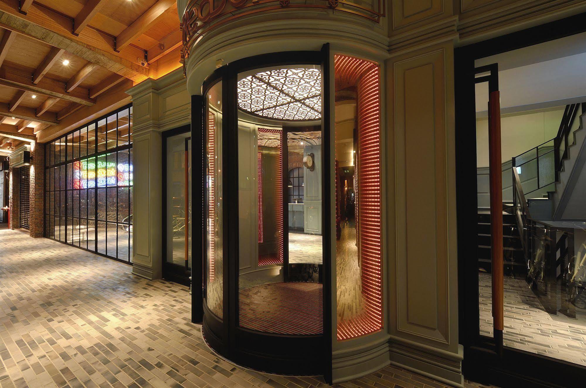 Reddot Hotel Taichung Exterior photo